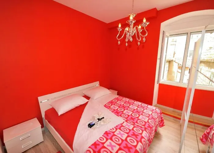 Charming Stone In The Heart Of Lägenhet *