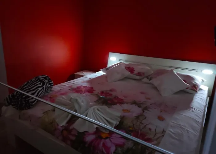 Lägenhet Charming Stone In The Heart Of